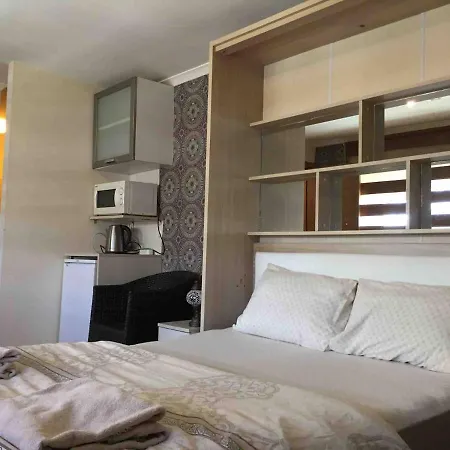 Nero Suites Appart hôtel