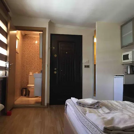Nero Suites Appart hôtel *